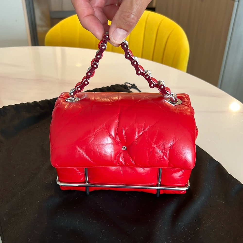 Alexanderwang ( limited edition ) cross bag ( handle), color red.